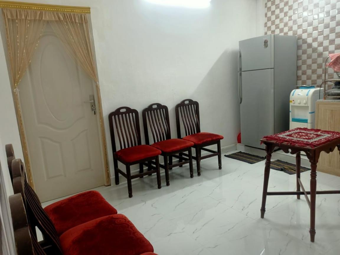 Rahimakareem Manzil Apartment *