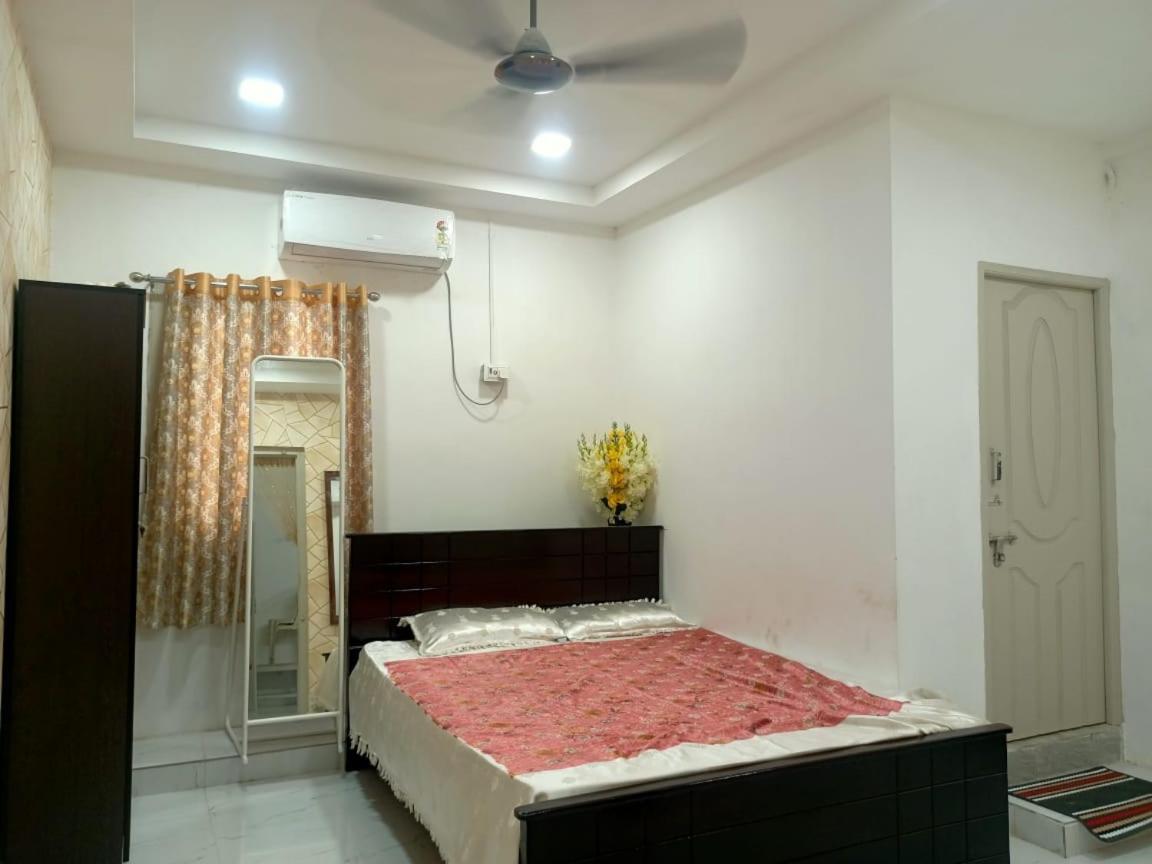 Rahimakareem Manzil Apartment